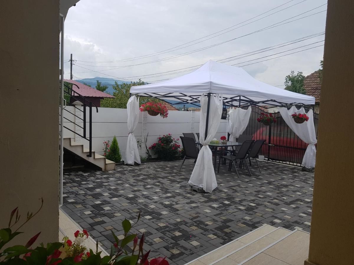 Проживание в семье CASA LUISA Кэлимэнешти-6
