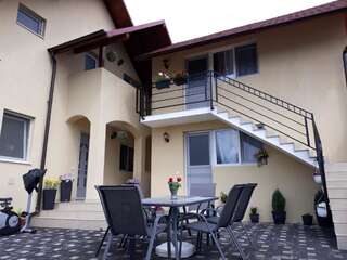 Проживание в семье CASA LUISA Кэлимэнешти-0